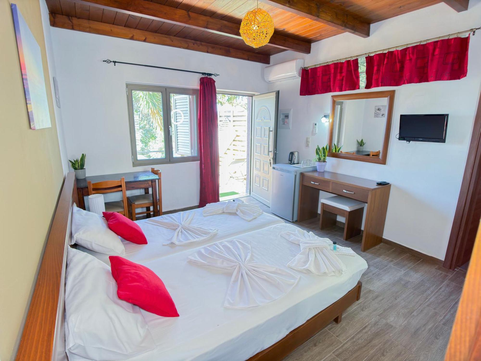 Beautiful Life Rooms With Sea View - Next To Elafonisi Beach Exterior photo